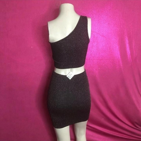 🆕Black & Pink Metallic Two Piece Crop Top & Mini Skirt Set~Size S - Picture 5 of 8